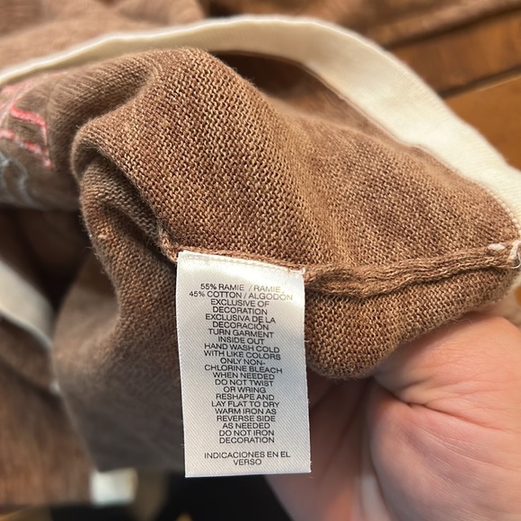 M Mercer Street Studio Christmas Cardigan - Picture 8 of 8